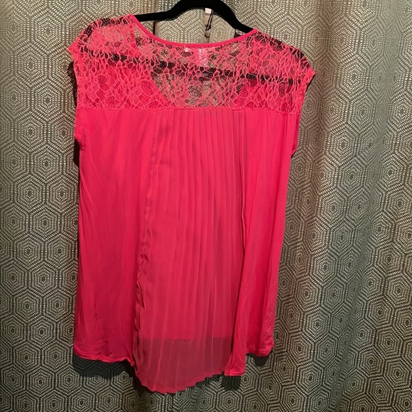 Design History size L Sleeveless Pink Lace Top EUC - Picture 4 of 9